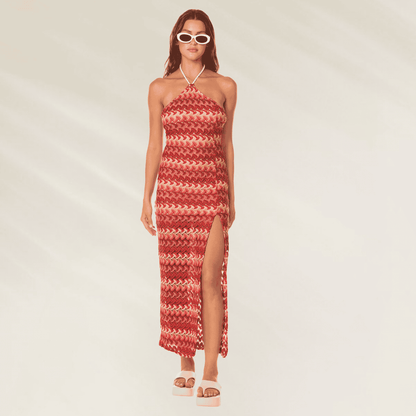 Vestido Comprido Wine Bloom da Maaji com estampa vibrante e fenda lateral para um look moderno
