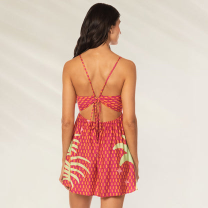Vestido Curto Funky Palms Elaria da Maaji com estampa vibrante e costas abertas para um look verão