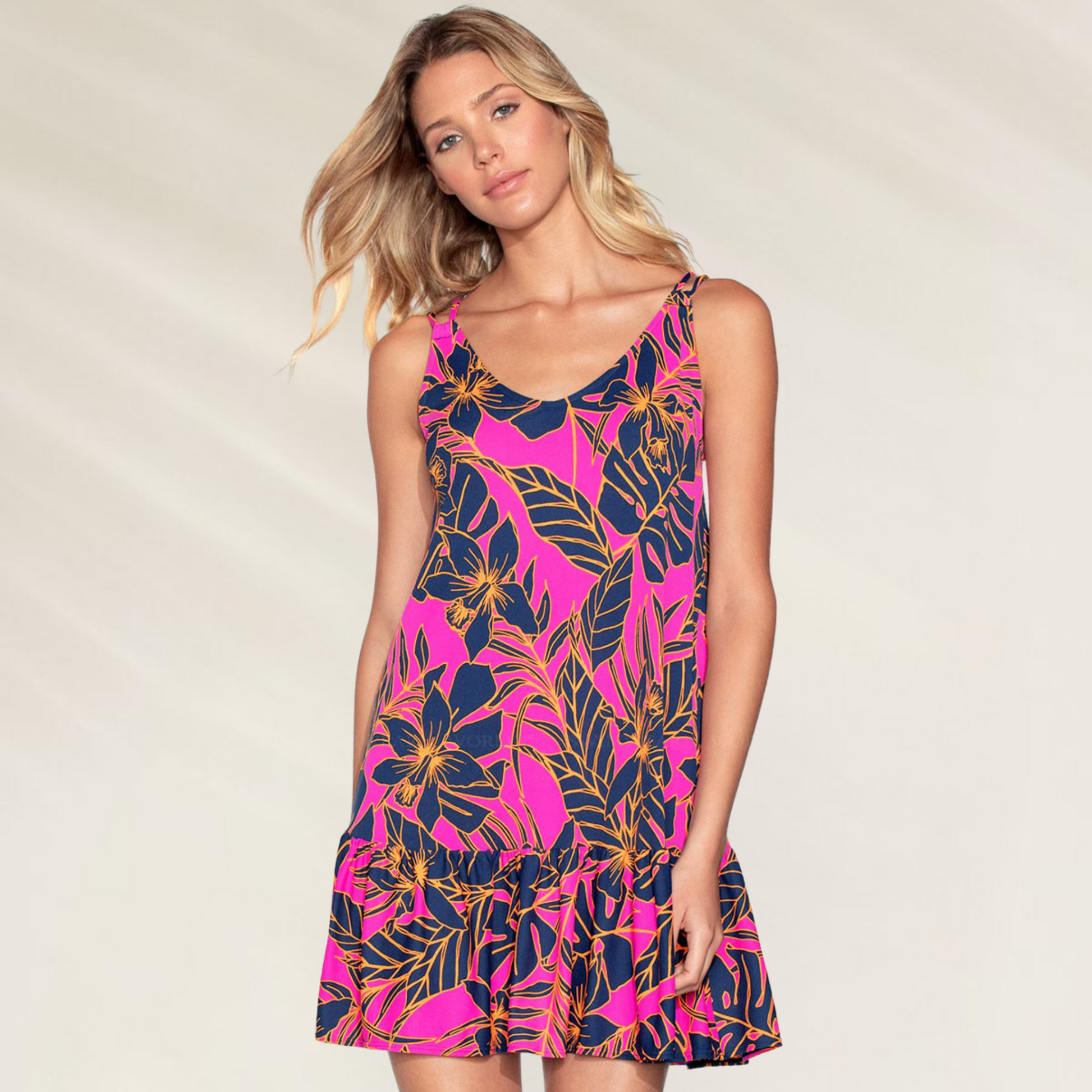 Vestido Curto Maaji Rosa e Navy com estampa floral vibrante e detalhes em babados