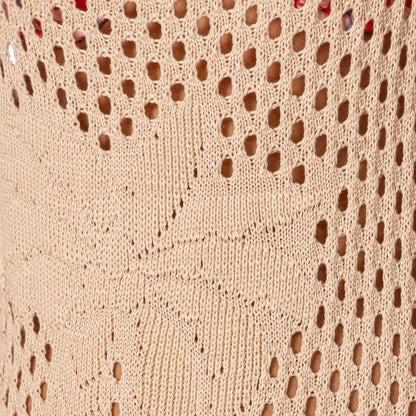 Detalhe do tecido do Vestido Longo Encore Bege da Maaji com padrão vazado e floral