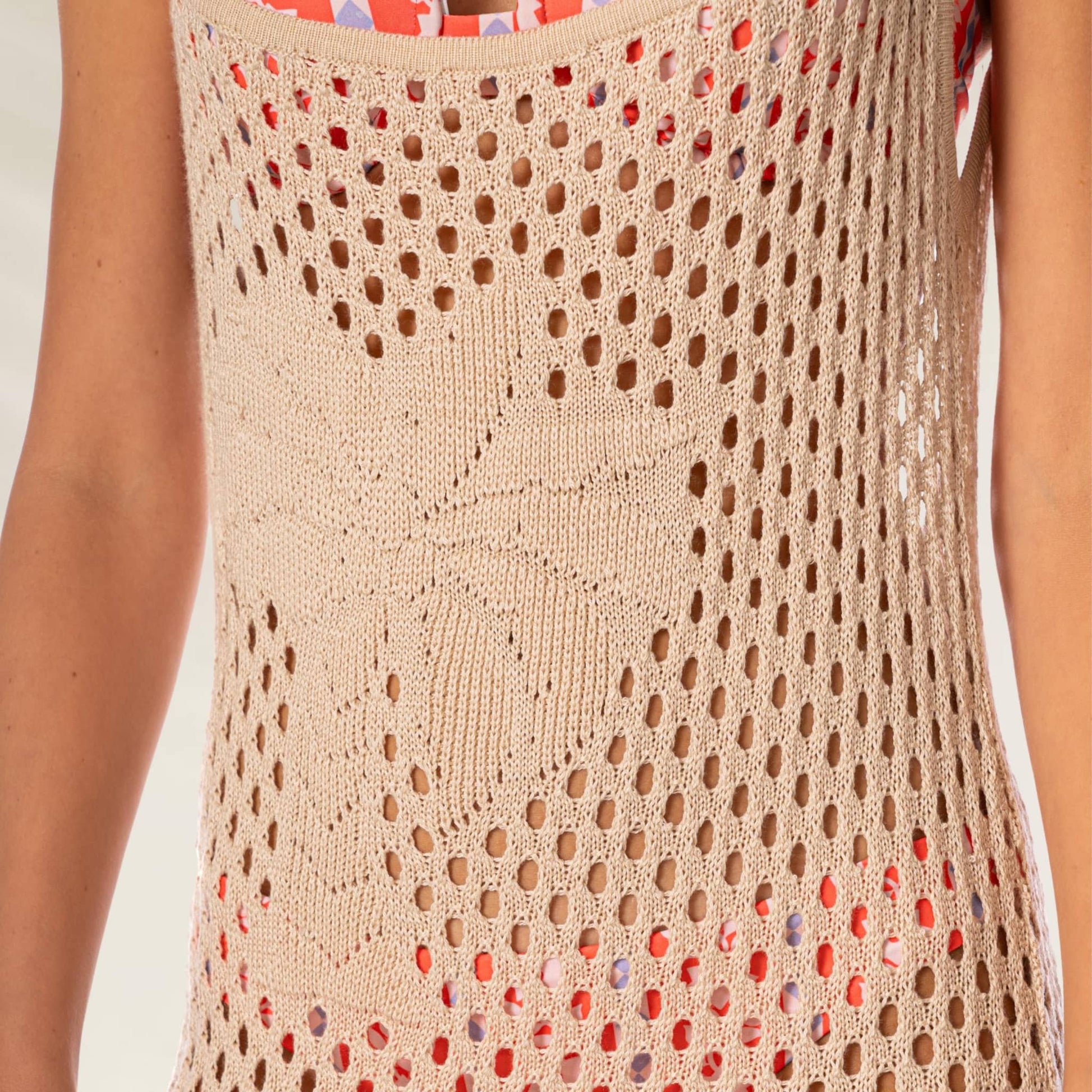 Vestido Longo Encore Bege da Maaji, com detalhe de tricot vazado e design leve para verão