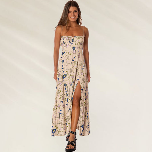 Vestido Longo Purple Meadow da Maaji com estampa floral e fenda lateral elegante
