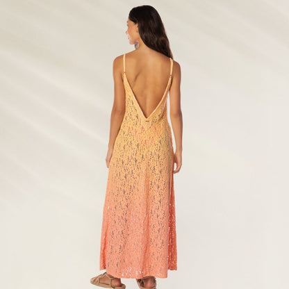 Vestido Longo Sunrise Sky Elowen com decote nas costas e design gradient de laranja e amarelo
